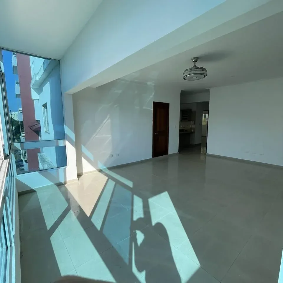 Venta: apartamento en Bella Vista, Santo Domingo D.N. - 3