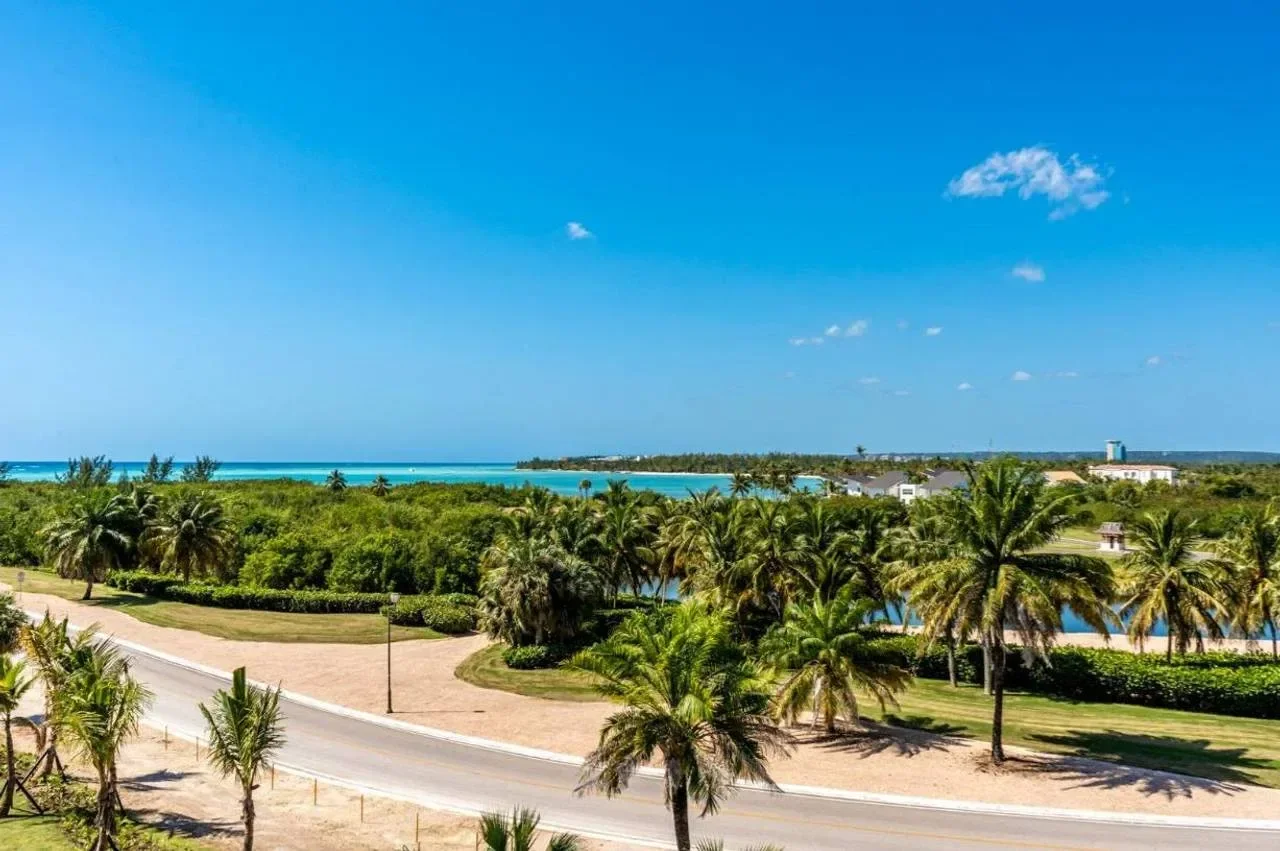 Apartamento en venta — Cap Cana (3 hab.) - 5