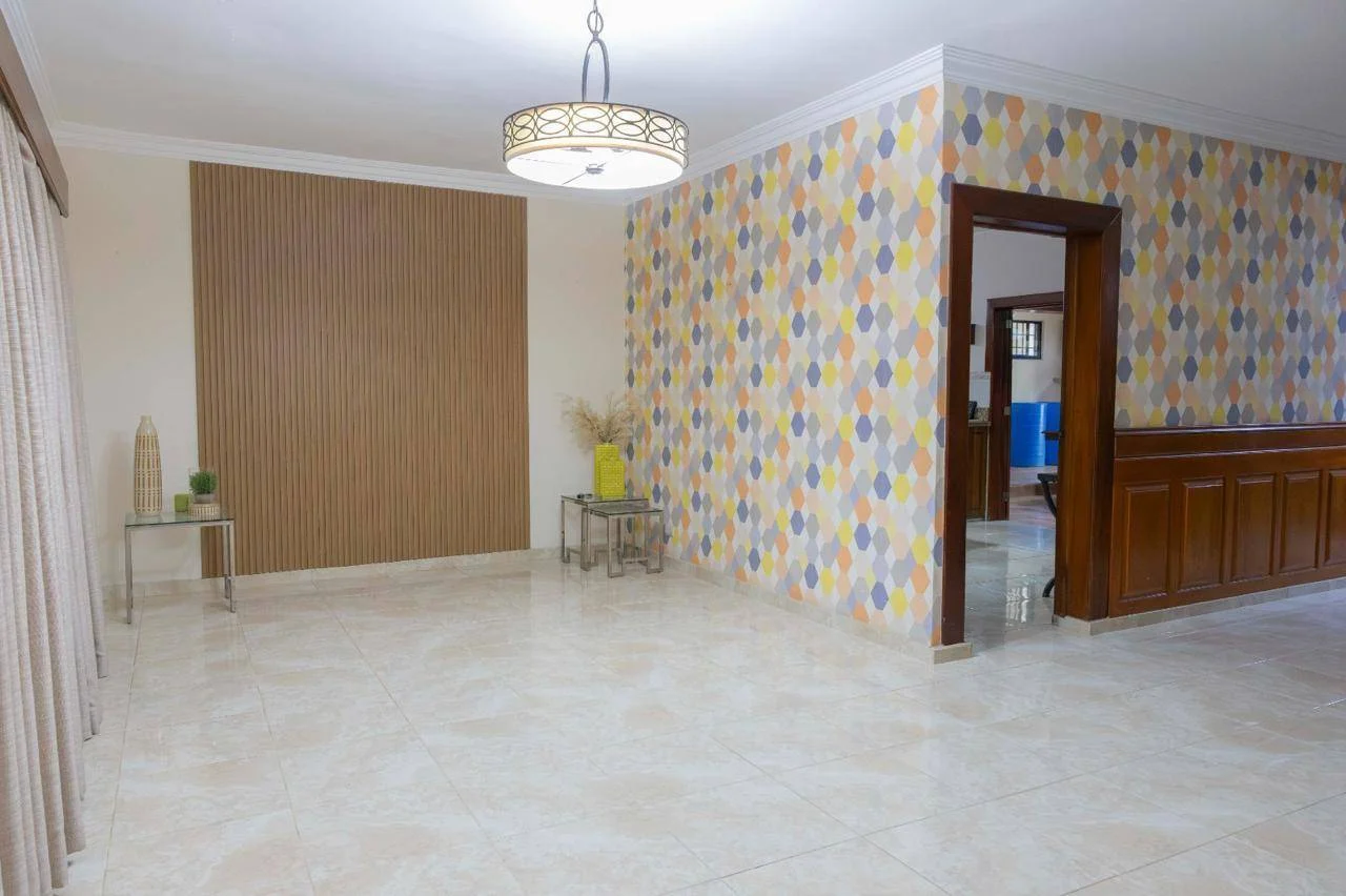Casa en venta — Los Maestros, Distrito Nacional (3 hab.) - 2