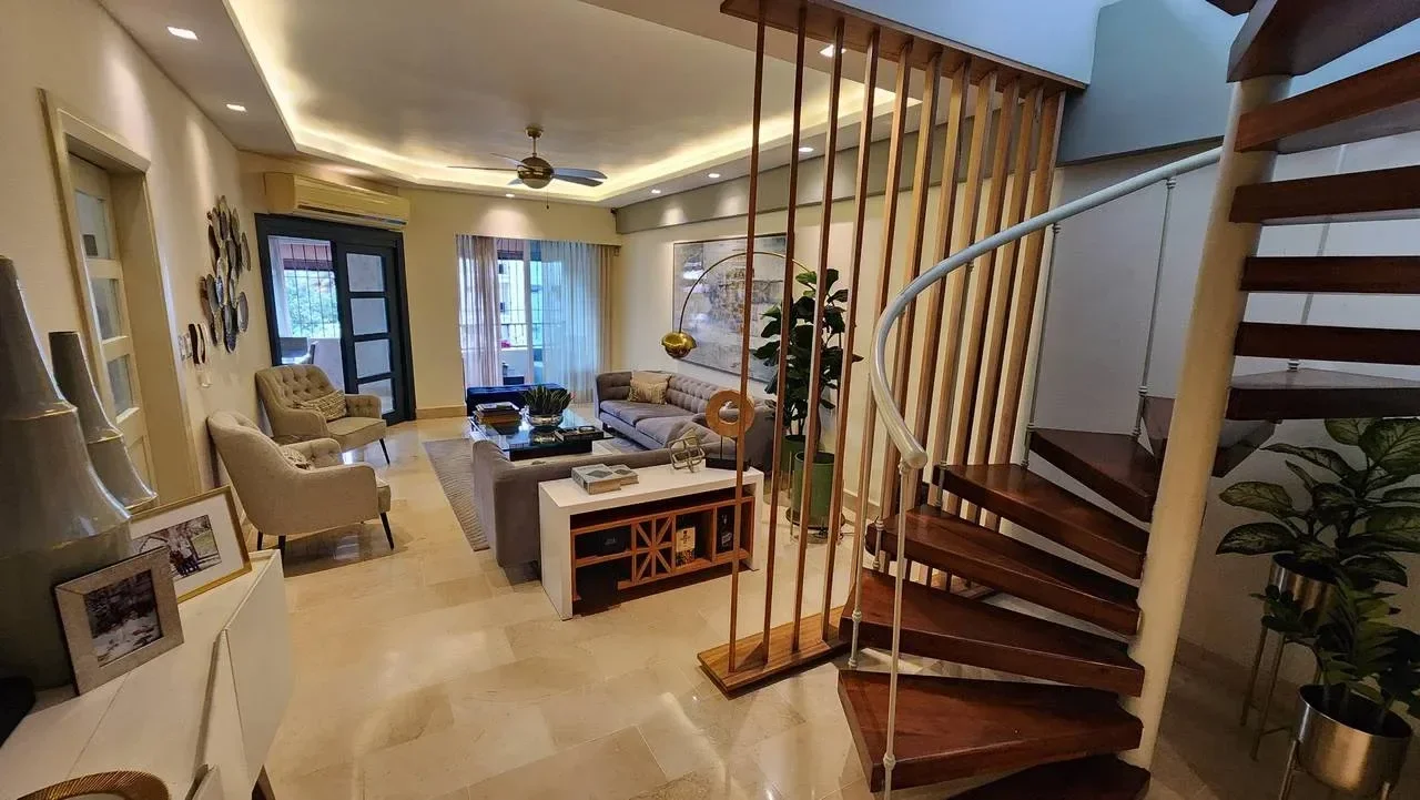 Jardines del Sur I y II: penthouse 3 hab. · 327.8 m² en venta - 3