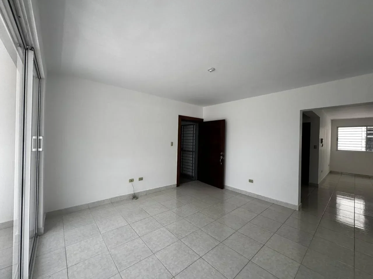 Apartamento en venta — Los Rieles, Santiago de los Caballeros (3 hab.) - 4