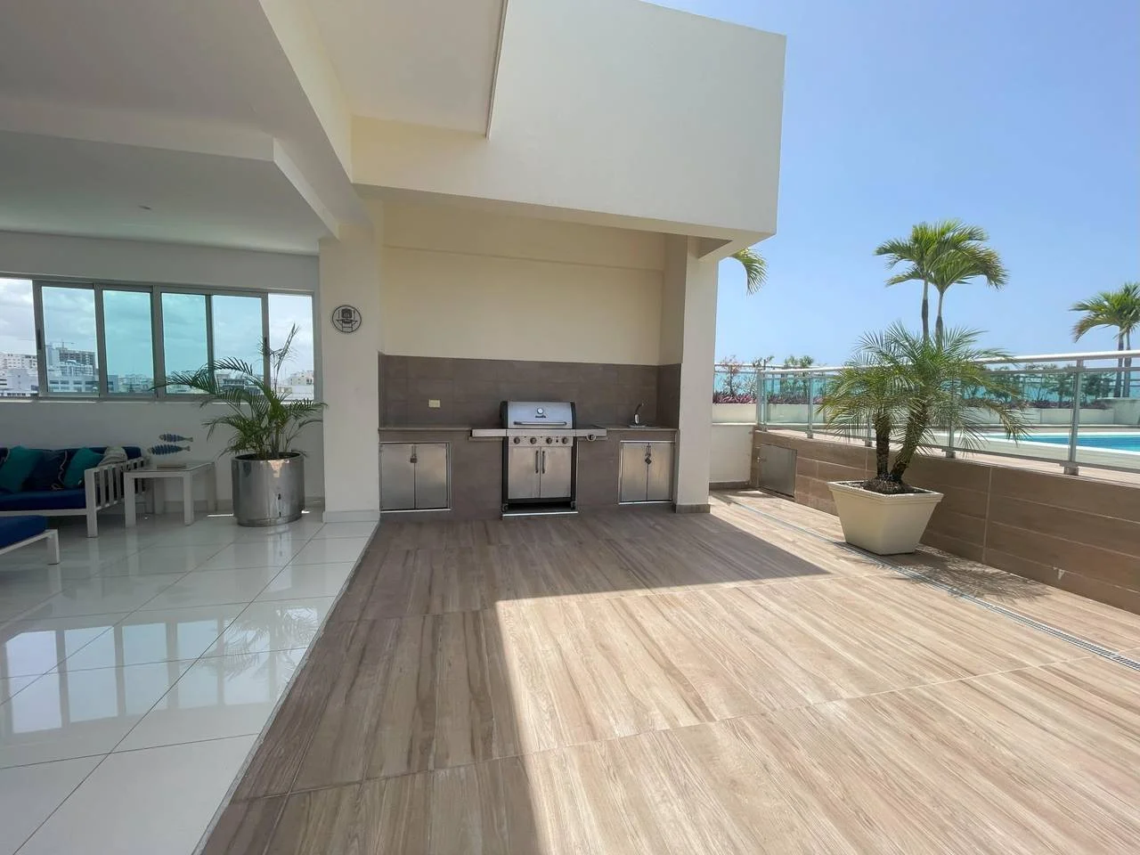 Bella Vista: apartamento 3 hab. · 207 m² en venta