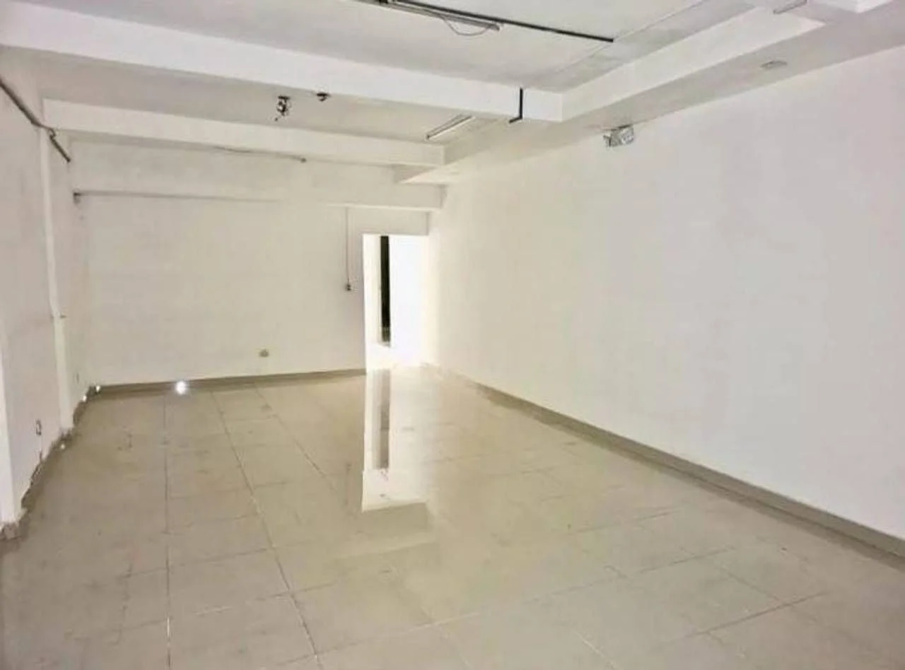 Local comercial en La Julia, 560 m² en alquiler - 5