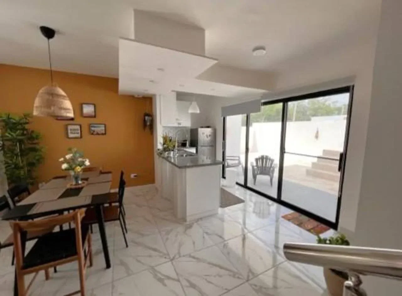 Villa à Av. Barceló, 140 m² à vendre - 3