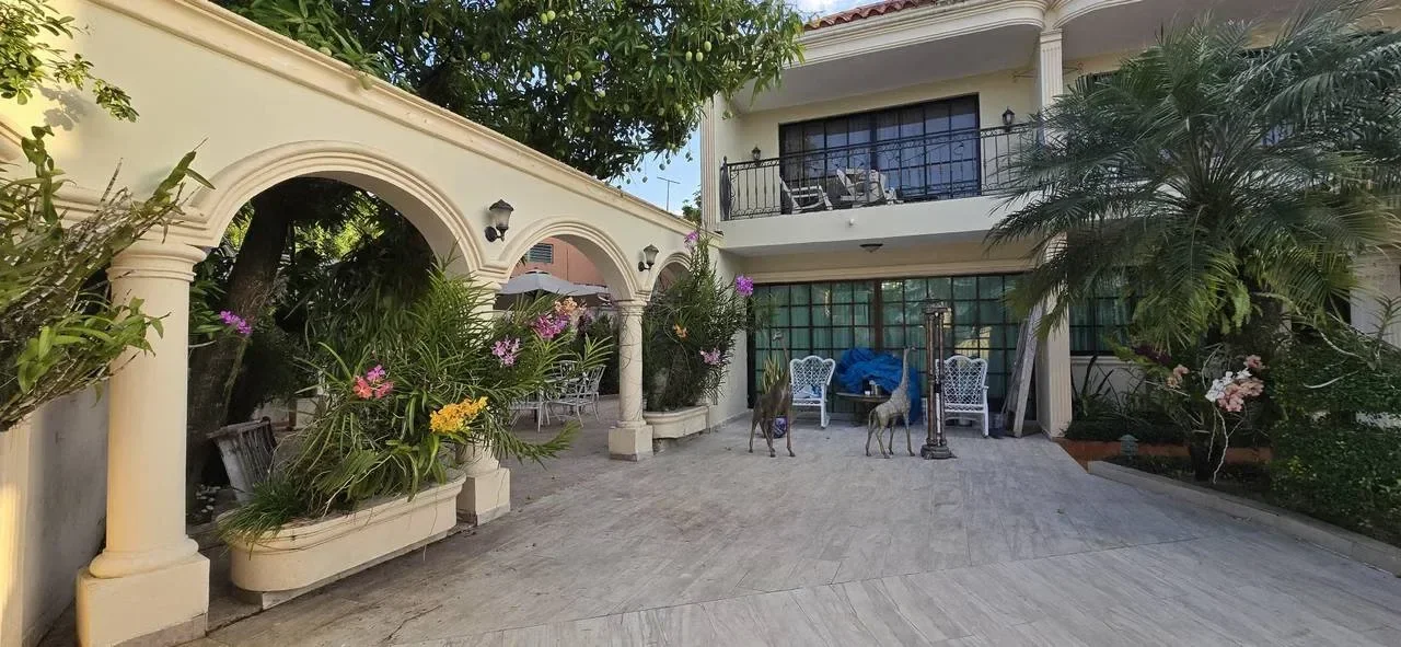 Altos de Arroyo Hondo: casa 7 hab. · 565 m² en venta - 4