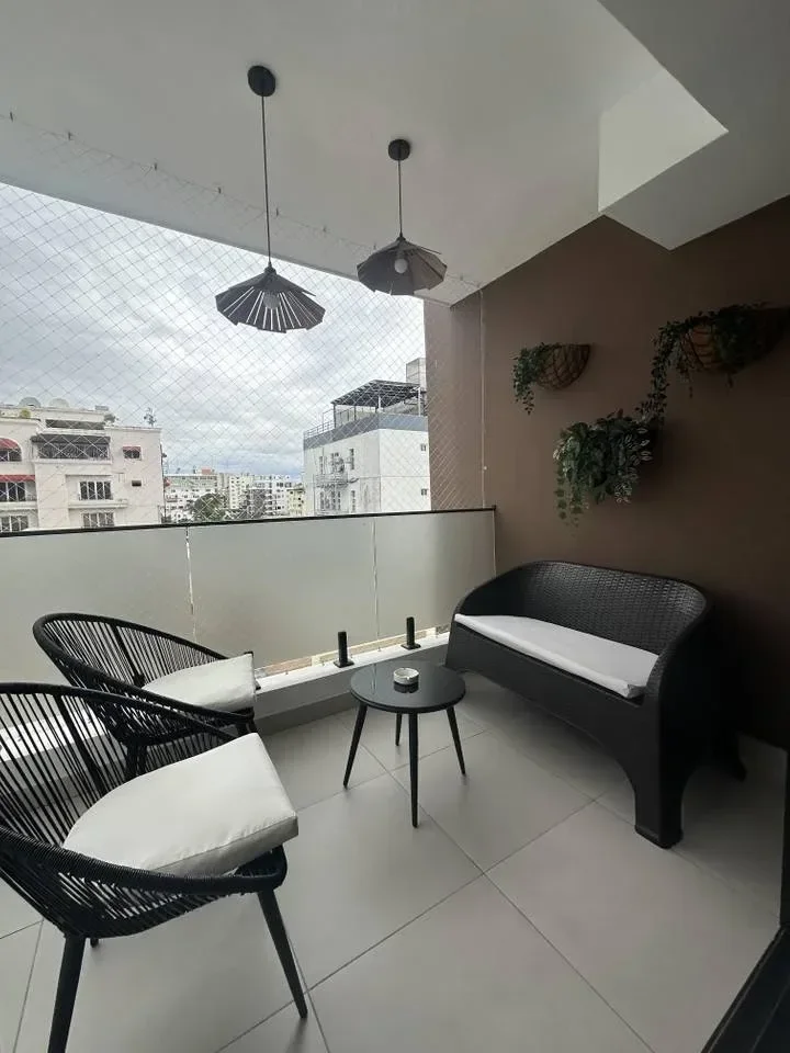 Apartamento en alquiler — Evaristo Morales, Distrito Nacional (1 hab.) - 3