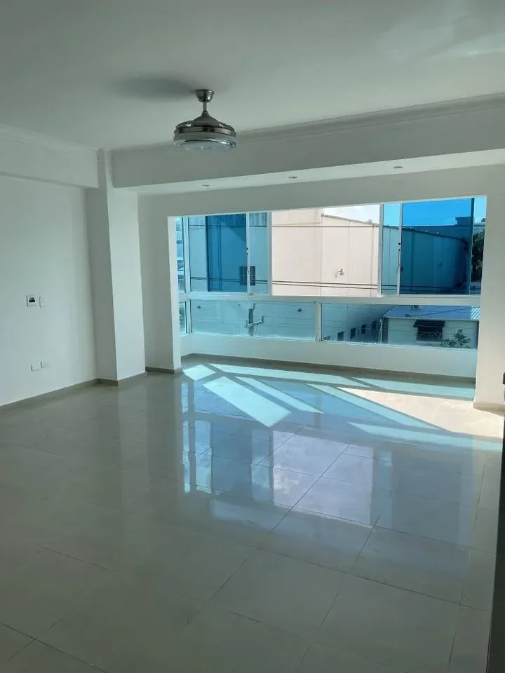 Venta: apartamento en Bella Vista, Santo Domingo D.N. - 2