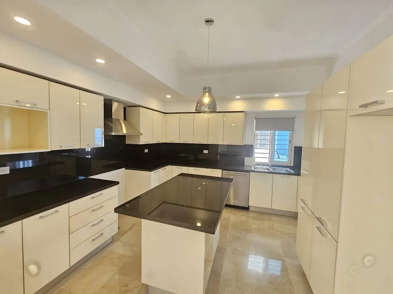 Penthouse en La Julia, 384 m² en venta - 4