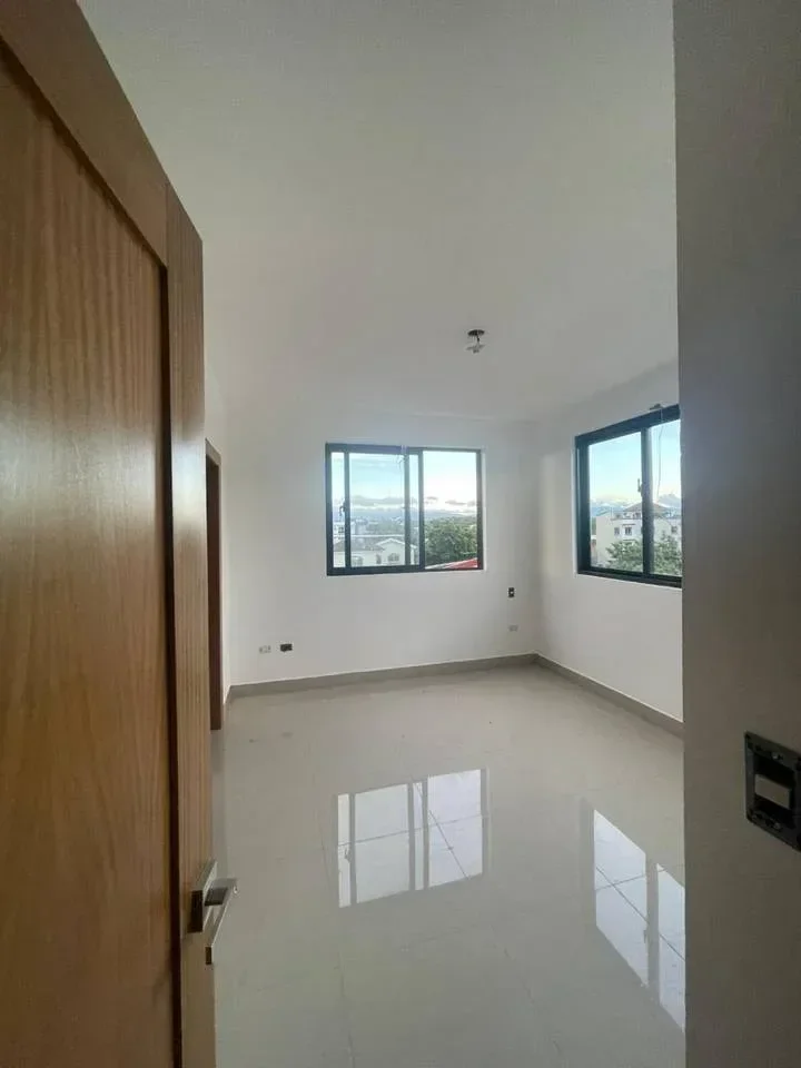 Penthouse en venta — Residencial Corona Plaza, Santiago de los Caballeros (3 hab.) - 4