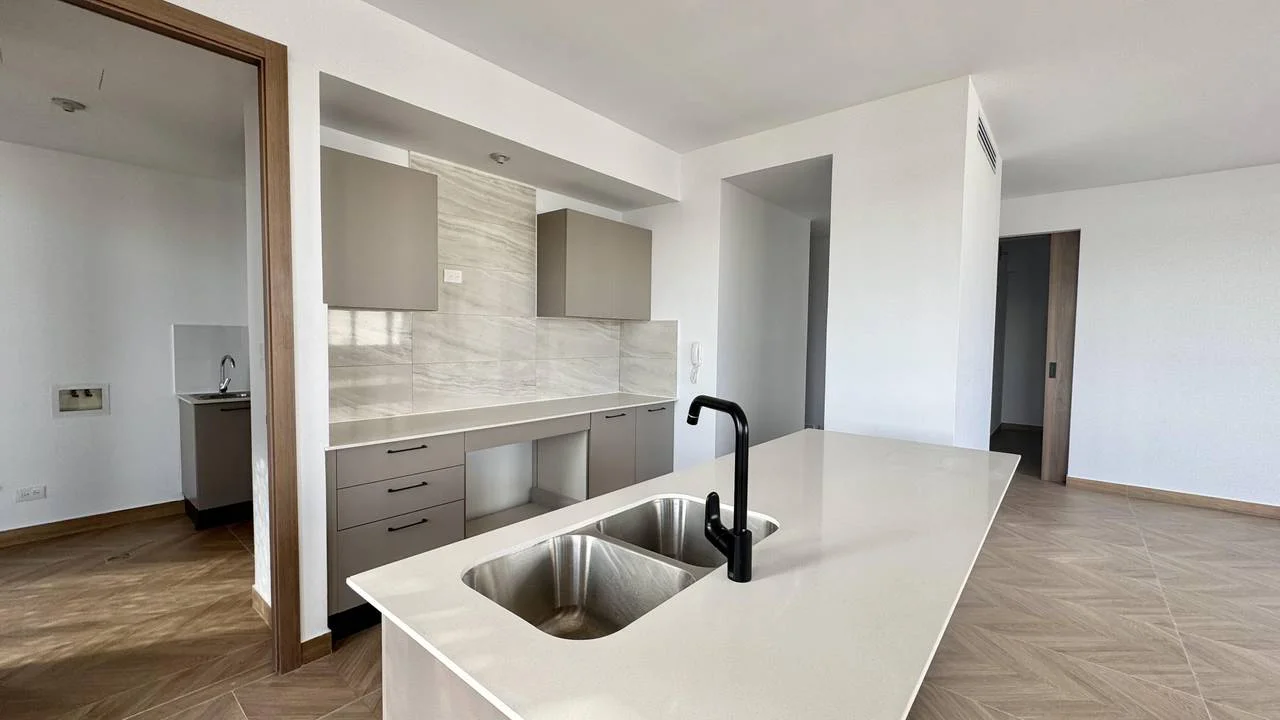 Apartamento en venta — Piantini, Santo Domingo D.N. (3 hab.) - 3