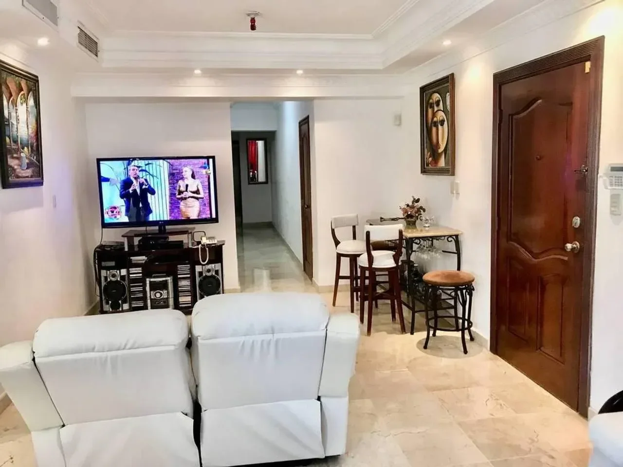 Apartamento en venta — Urbanización Real, Santo Domingo D.N. (3 hab.) - 2