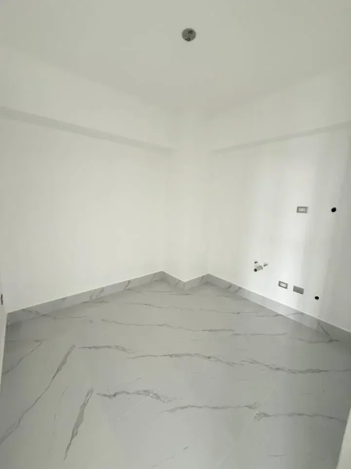 Evaristo Morales: apartamento 2 hab. · 105 m² en venta - 3