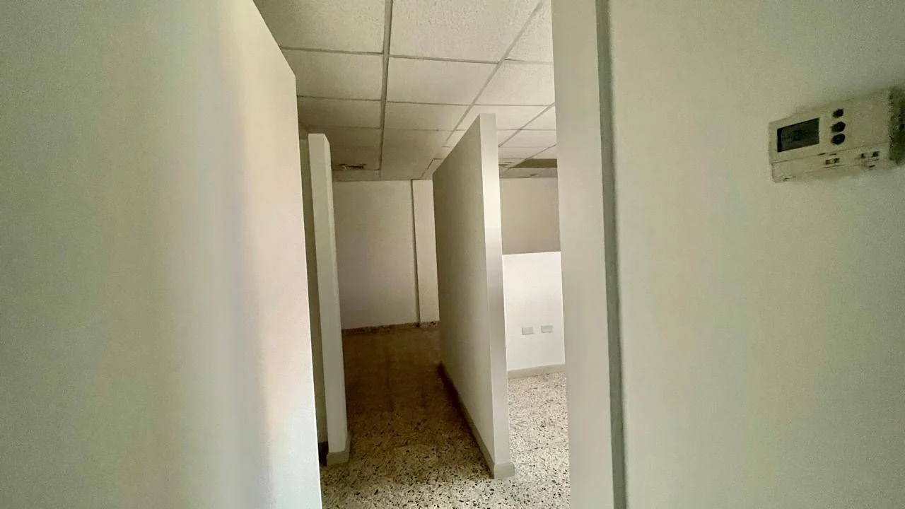 Alquiler: oficina en El Vergel, Santo Domingo D.N. - 4