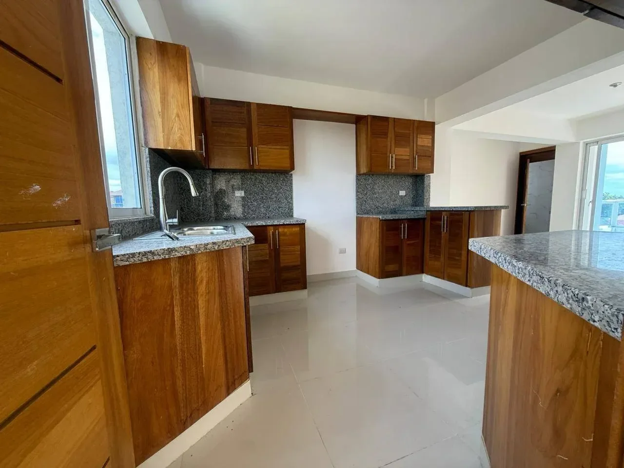Penthouse de 3 habitaciones en venta en Vista Hermosa, Santo Domingo Este - 4