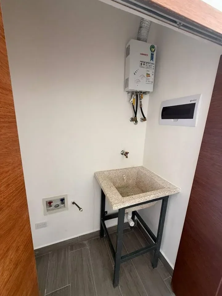 Apartamento en Prolongación Av. 27 De Febrero, 82.5 m² en venta