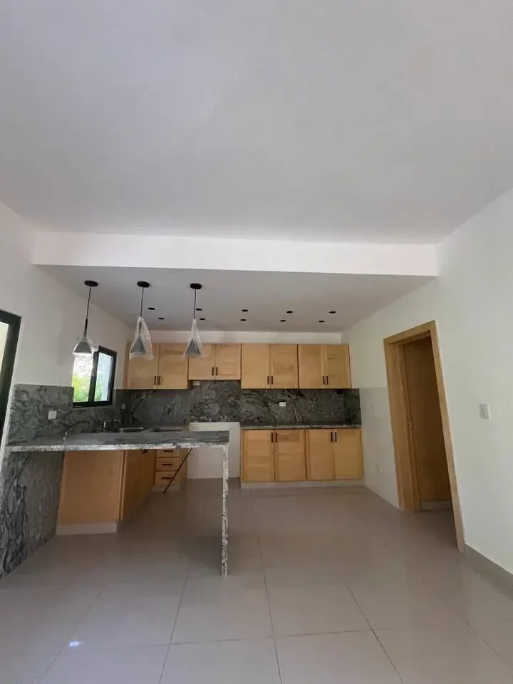 Metro Country Club: villa 6 hab. · 350 m² en venta - 3