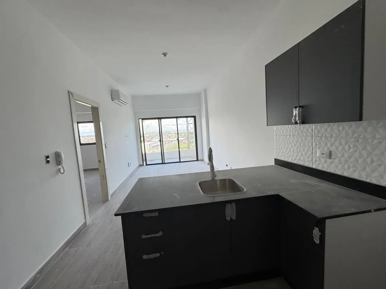 Apartment with 1 bedrooms for sale in Av. España, Santo Domingo Este - 2