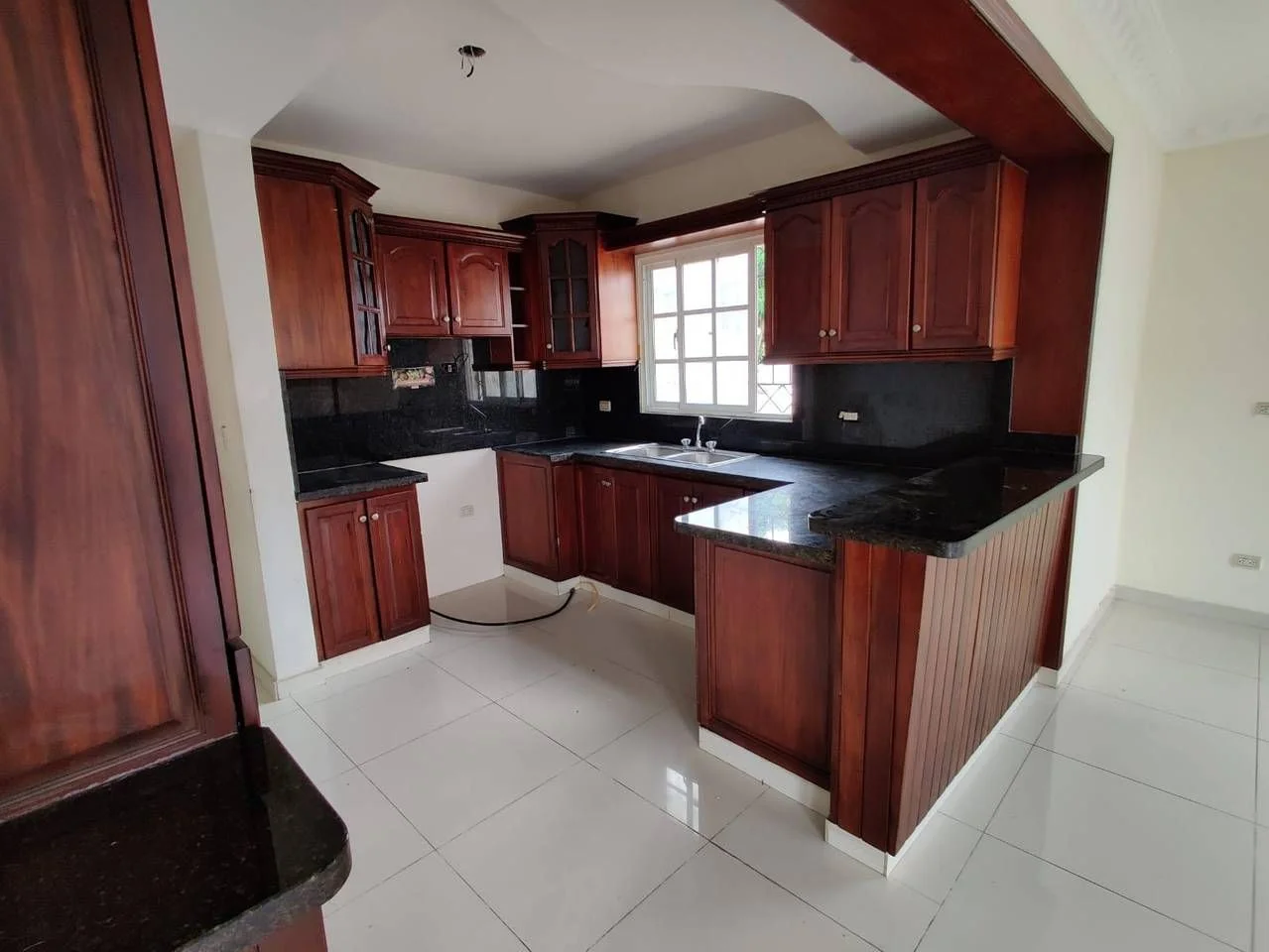 Casa de 3 habitaciones en alquiler en Altos De Arroyo Hondo, Santo Domingo D.N. - 4