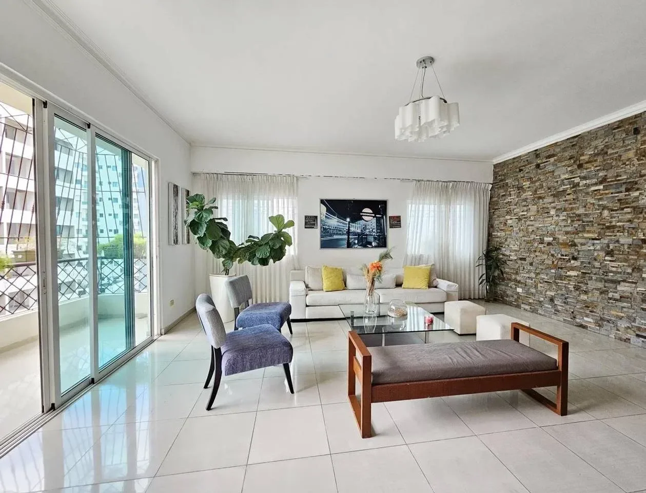 Venta: apartamento en Evaristo Morales, Distrito Nacional