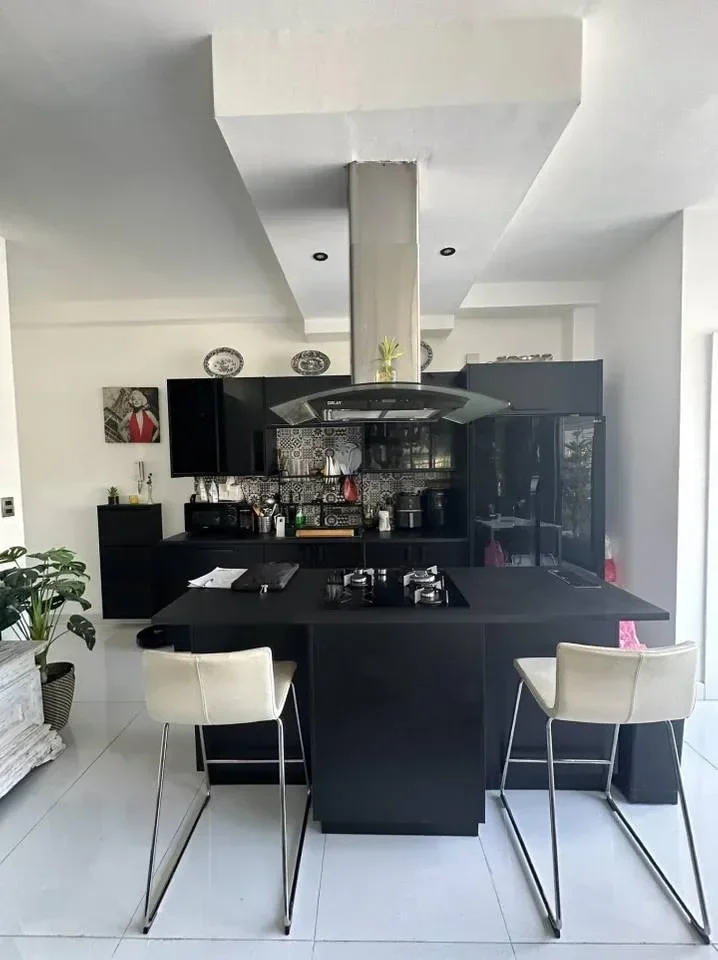 Apartamento de 2 habitaciones en alquiler en Los Prados, Distrito Nacional - 1