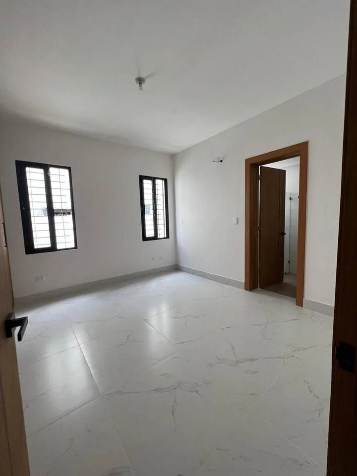 Villa María: casa 4 hab. · 175 m² en venta - 5