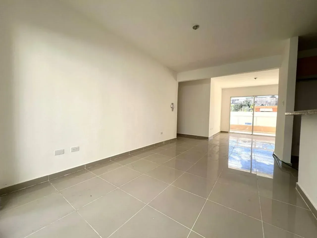 Apartamento de 3 habitaciones en venta en Los Trinitarios Ii, Santo Domingo Este - 2
