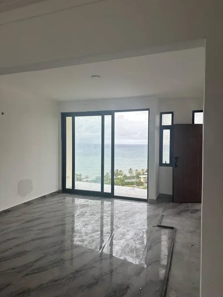 Apartamento en Altos De Gaspar Hernández, 112 m² en venta