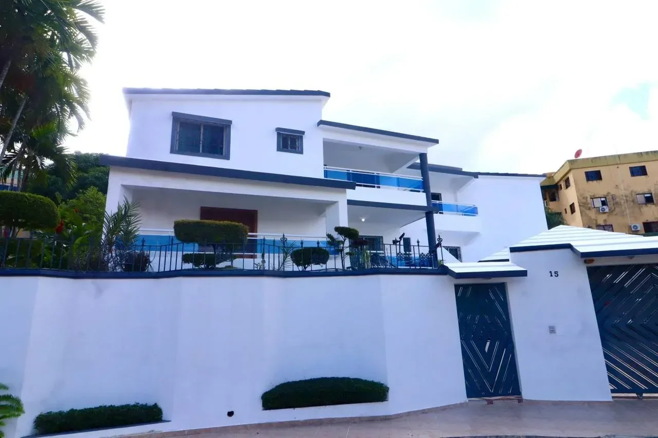Don Honorio: casa 4 hab. · 500 m² en venta - 3