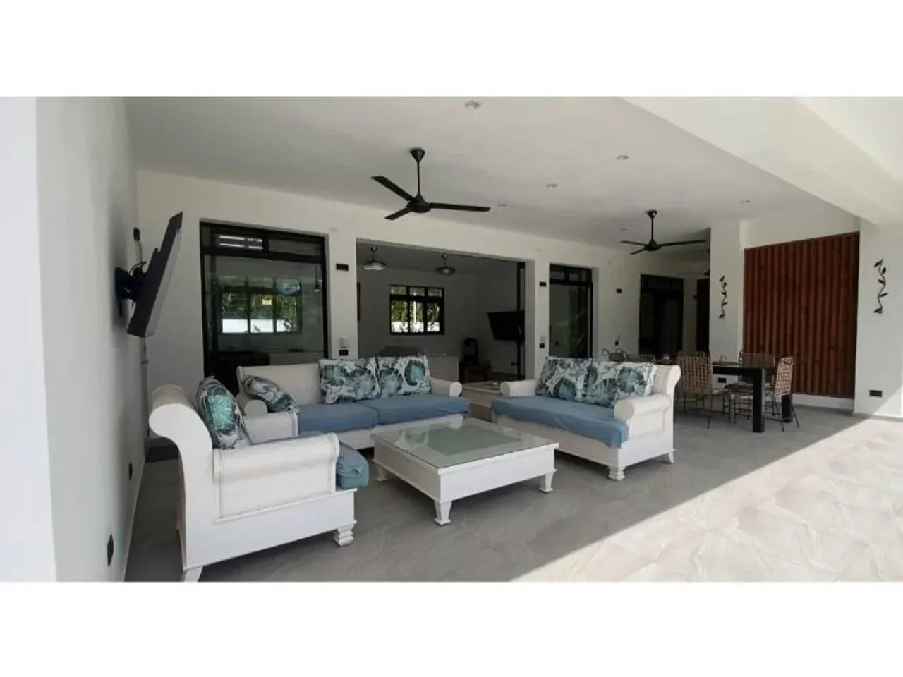 La Playa: villa 5 hab. · 400 m² en venta - 3