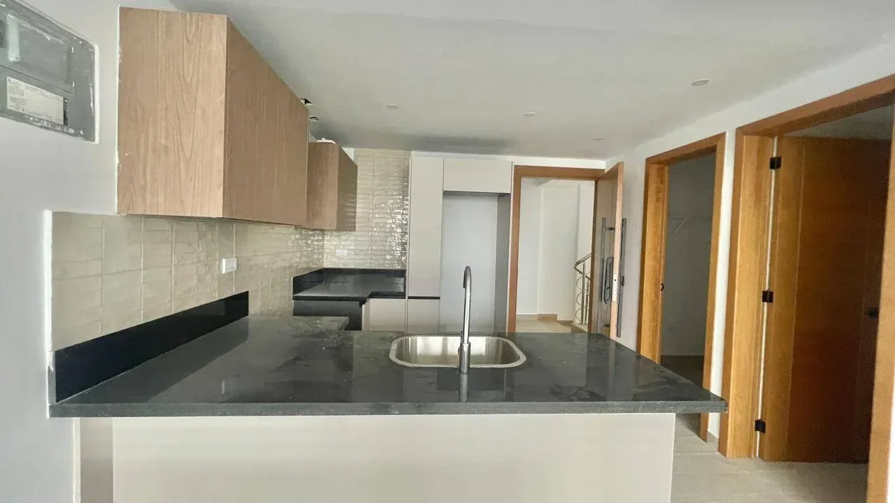 Urbanización Real: apartamento 1 hab. · 51.32 m² en alquiler - 3