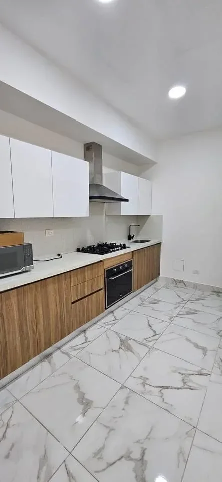 Apartamento en alquiler — Los Cacicazgos, Distrito Nacional (1 hab.) - 1