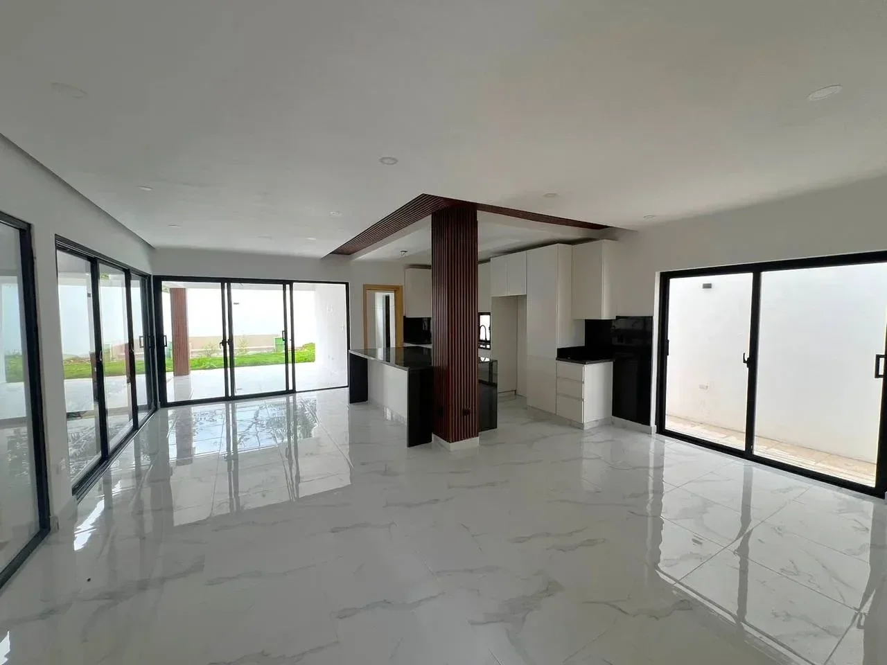 Casa de 4 habitaciones en venta en Altos de Arroyo Hondo III, Distrito Nacional - 4