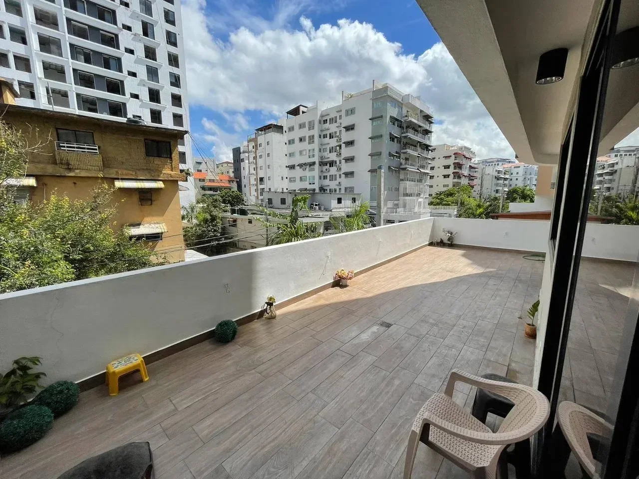 Bella Vista: apartamento 2 hab. · 158 m² en venta
