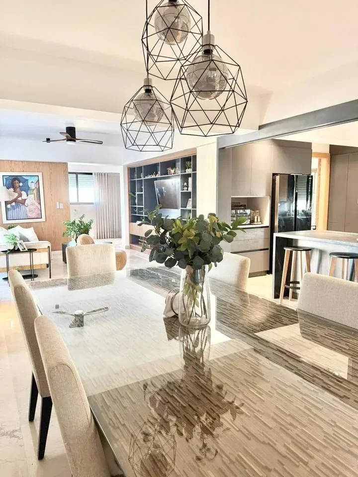 Apartamento en venta — Ensanche Naco, Distrito Nacional (3 hab.) - 2