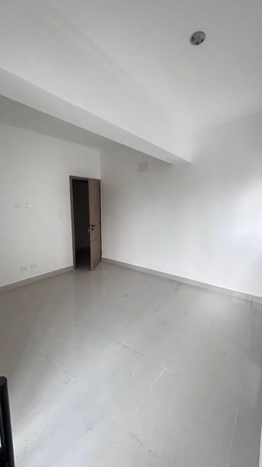 Apartamento de una habitación disponible para venta o alquiler - 2