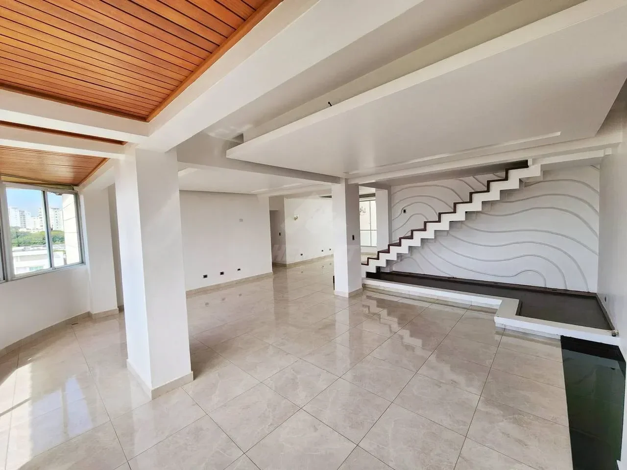 Penthouse de 4 habitaciones en venta en Esmeralda, Santiago de los Caballeros - 2