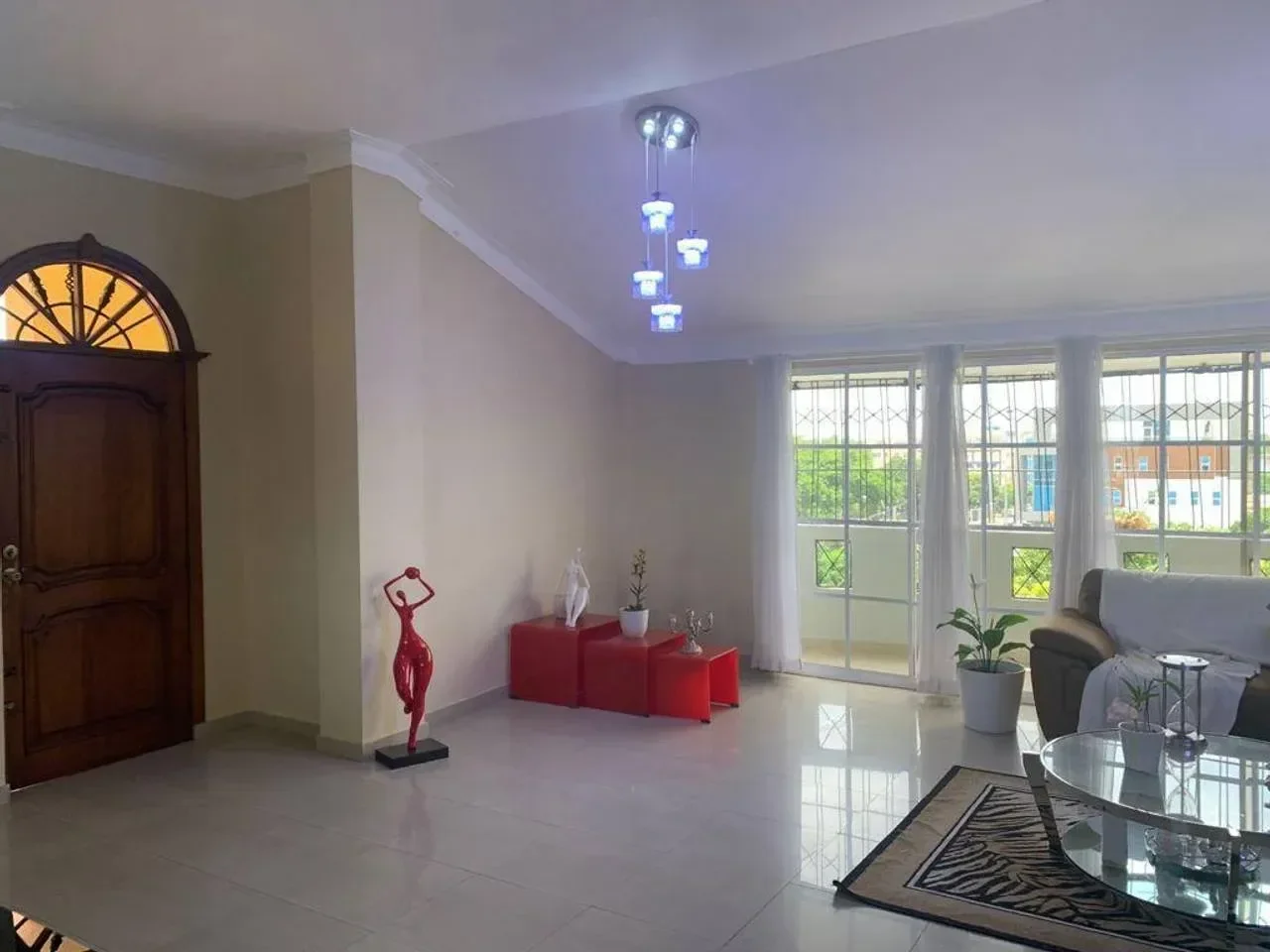 Apartamento en venta — Ensanche Ozama, Santo Domingo Este (3 hab.) - 2
