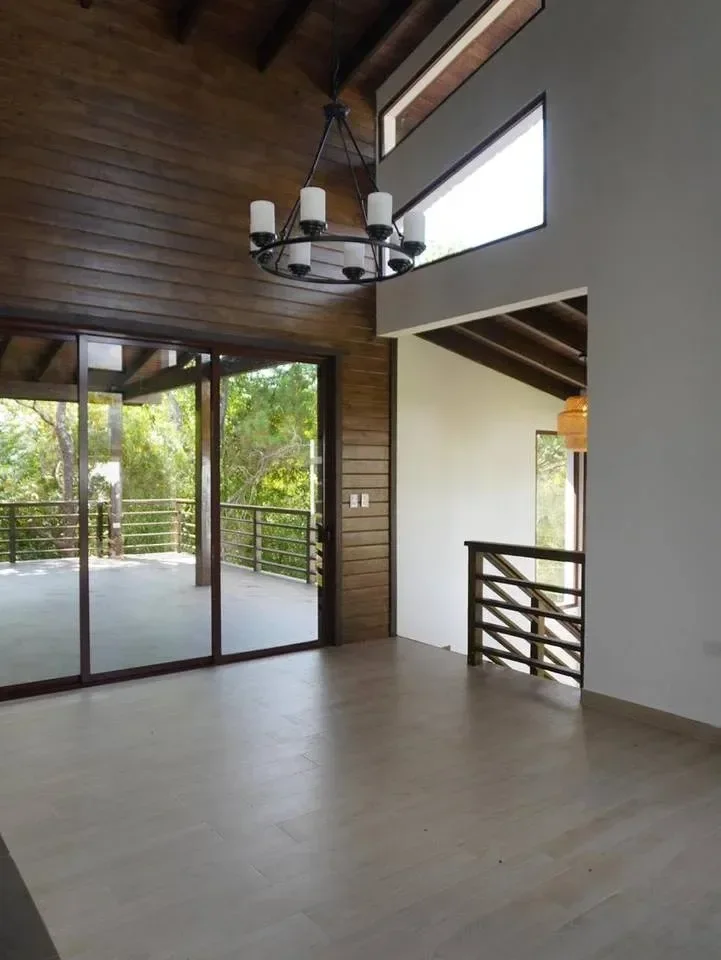 Jarabacoa: villa 4 hab. · 313.4 m² en venta