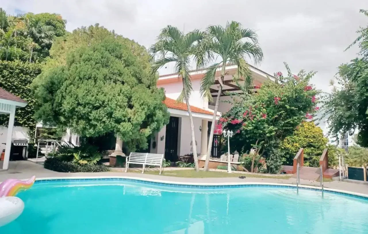 Cerros De Gurabo I: villa 7 hab. en venta