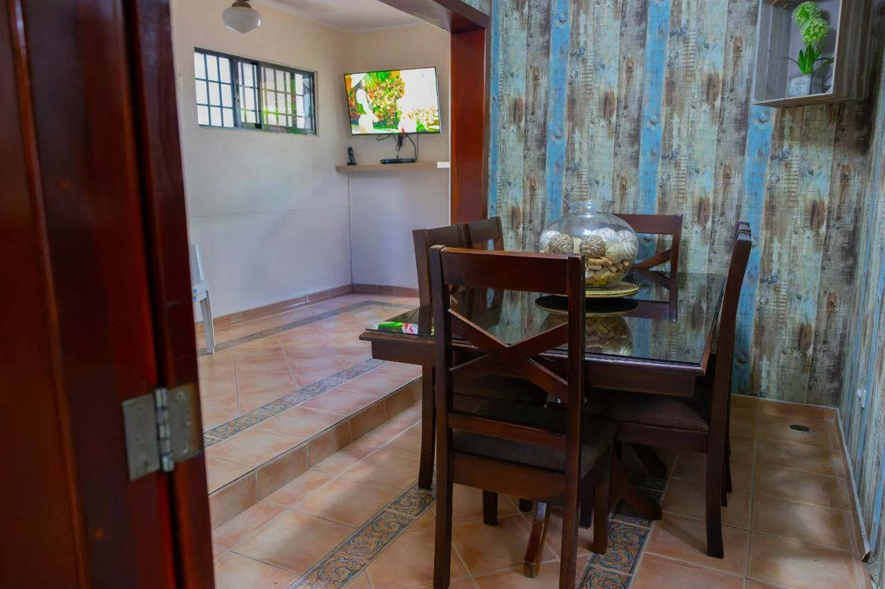 Casa en venta — Los Maestros, Distrito Nacional (3 hab.) - 5