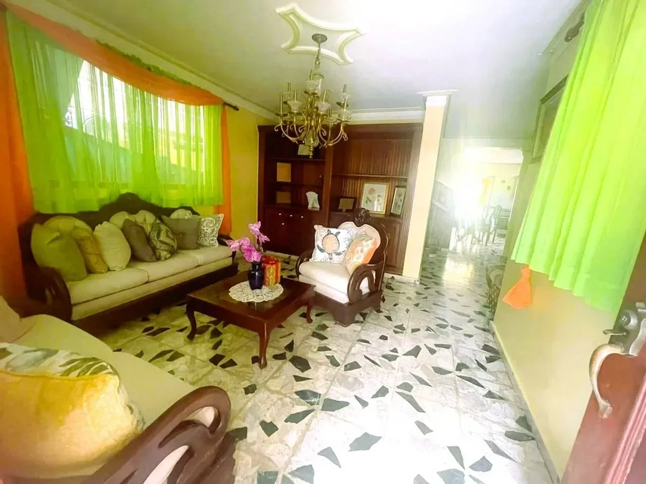 Casa de 4 habitaciones en venta en Las Palmas de Alma Rosa, Santo Domingo Este - 5
