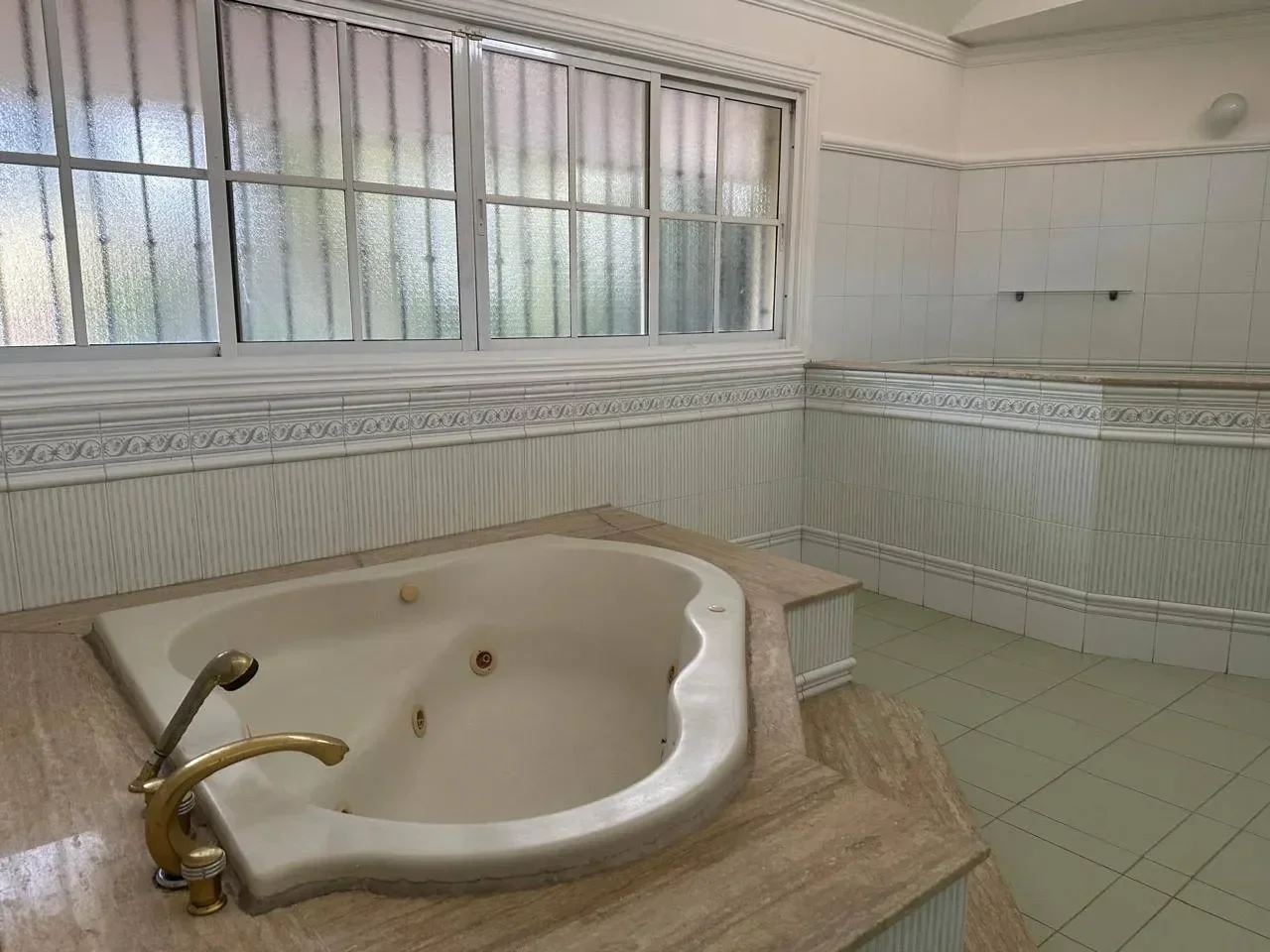 Venta: casa en Arroyo Hondo, Distrito Nacional - 4