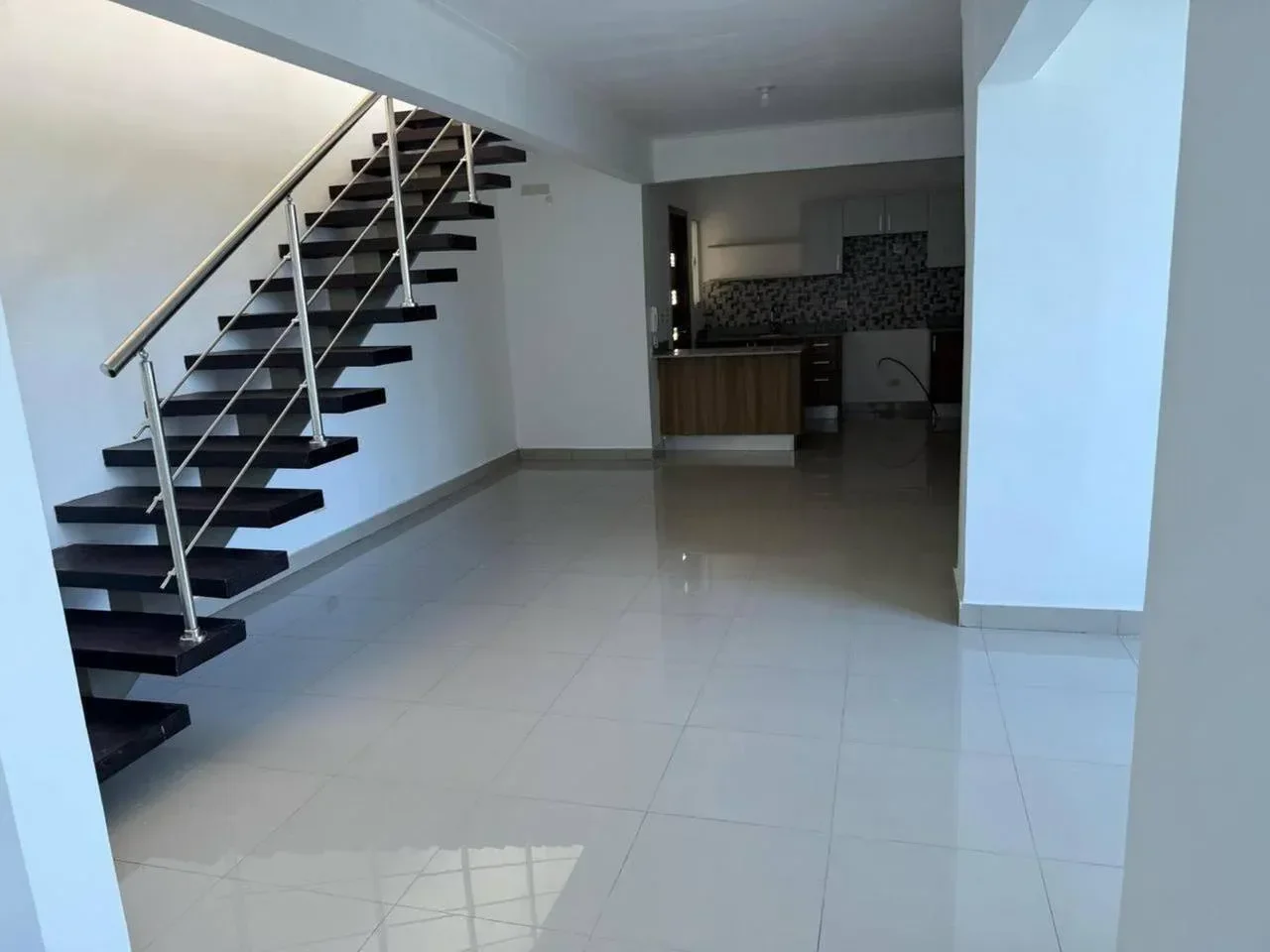 Av. Hispanoamericana: penthouse 3 ch. · 129 m² à vendre