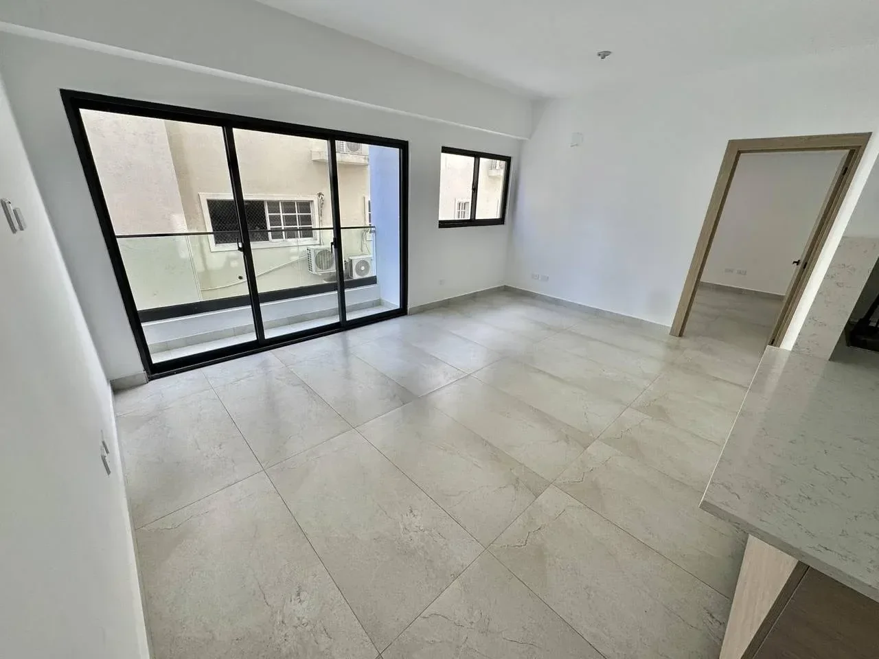 Apartamento de 1 habitaciones en venta en Evaristo Morales, Distrito Nacional - 2