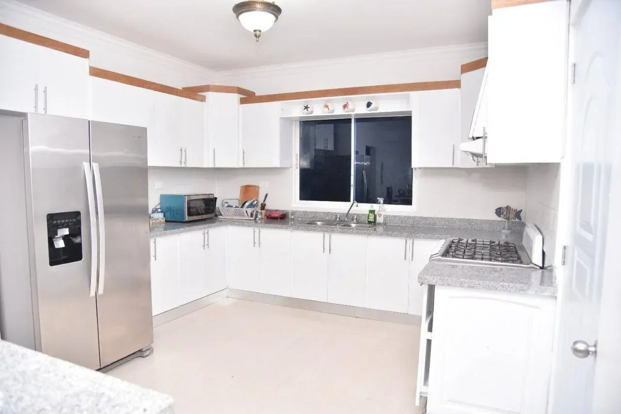 Villa en venta — Metro Country Club, Juan Dolio (3 hab.) - 5