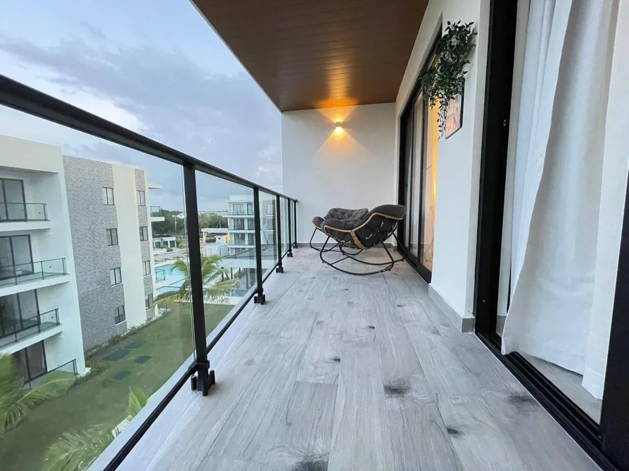 Apartamento en venta — Vista Cana, Bavaro (1 hab.) - 3