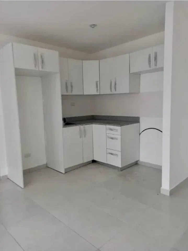 Apartamento en alquiler — Colinas del Arroyo Ii, Santo Domingo Norte (2 hab.) - 2