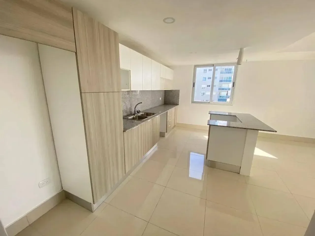 Evaristo Morales: apartamento 2 hab. · 156 m² en venta - 4