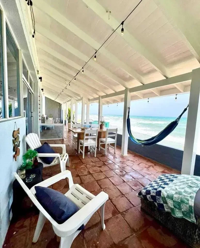 Casa en venta — Calle Principal, Cabarete (2 hab.)