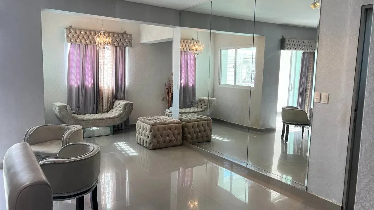 Casa de 5 habitaciones en venta en Villa Faro, Santo Domingo Este